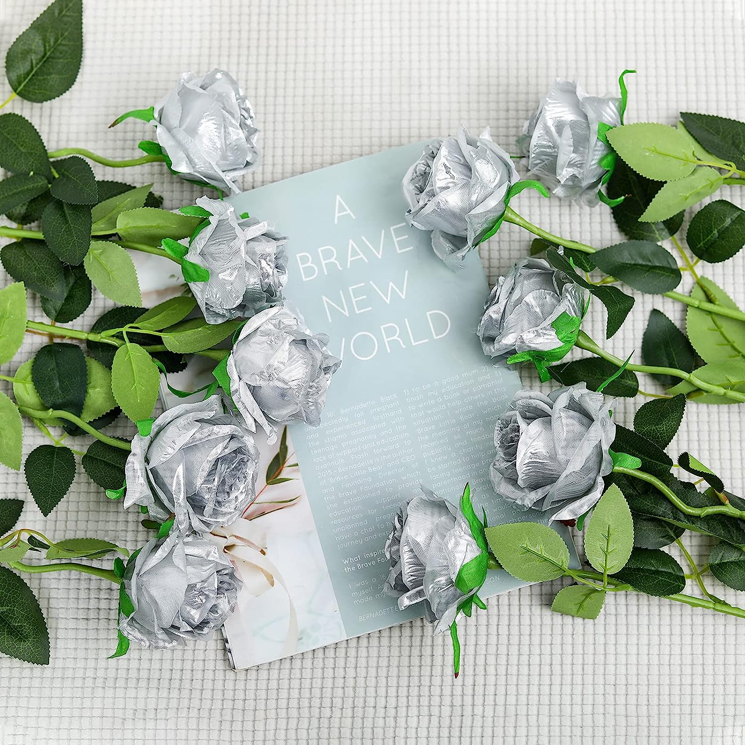 Dried Flower Bunch - Sztuczna srebrna róża na długim stonie